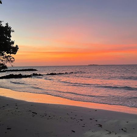 Carey Beach Isla Barú Екстериор снимка