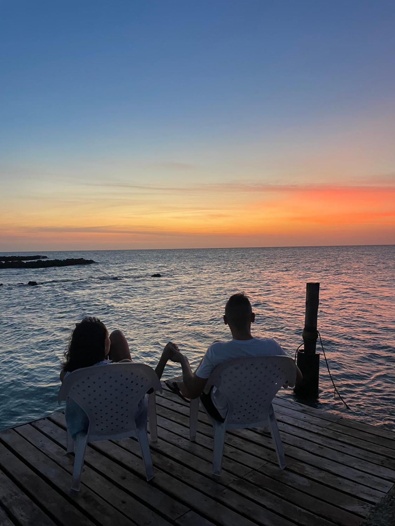 Hotel Carey Beach Isla Barú Екстериор снимка