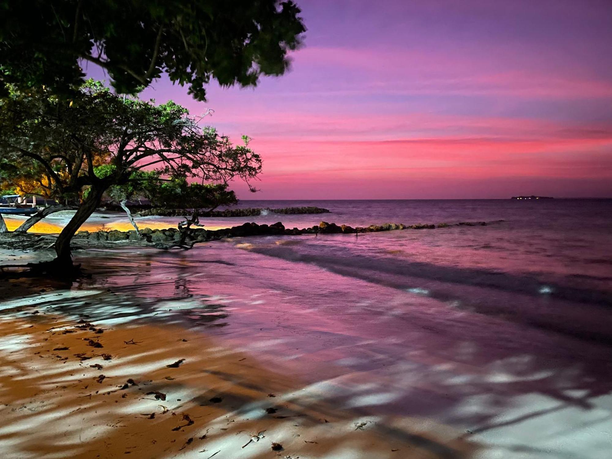Carey Beach Isla Barú Екстериор снимка