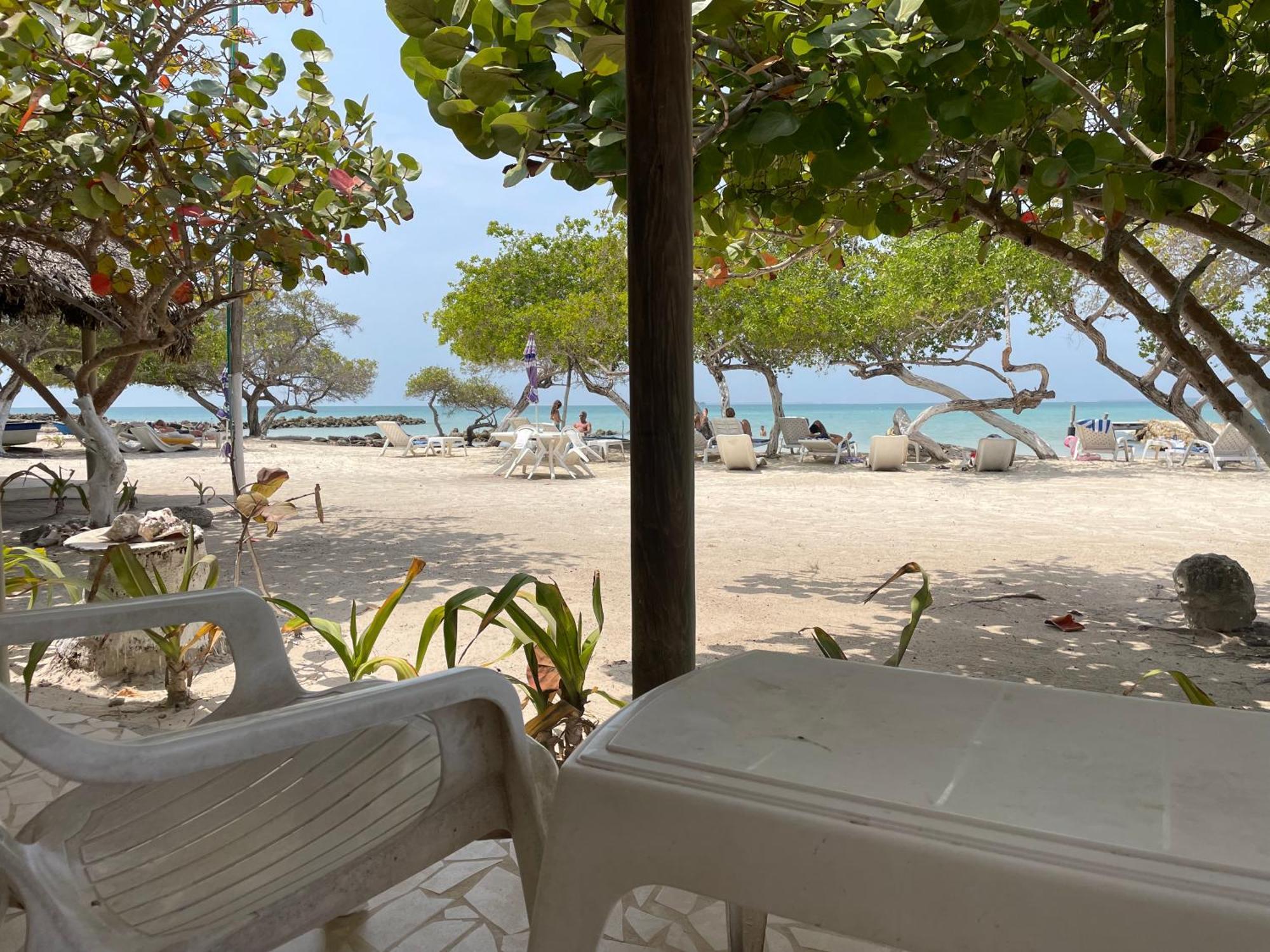 Carey Beach Isla Barú Екстериор снимка