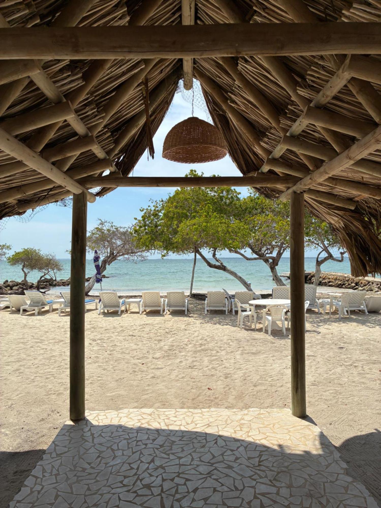 Carey Beach Isla Barú Екстериор снимка
