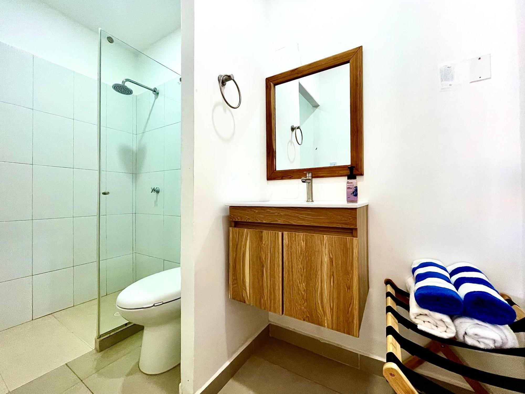Hotel Carey Beach Isla Barú Екстериор снимка