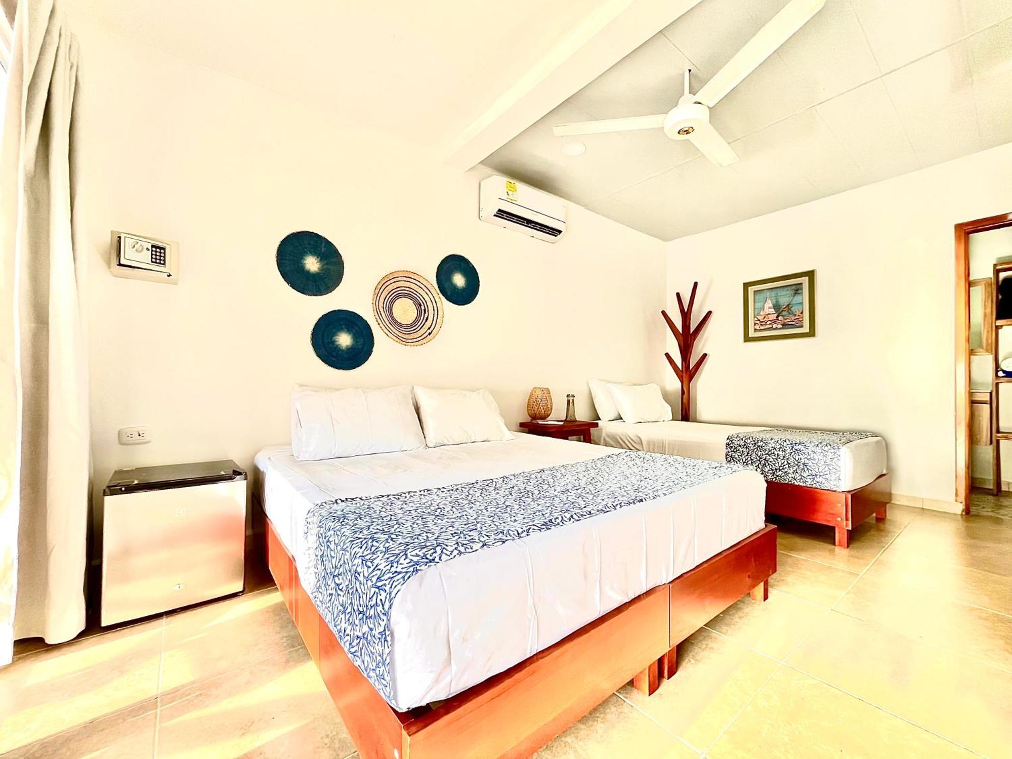 Hotel Carey Beach Isla Barú Екстериор снимка