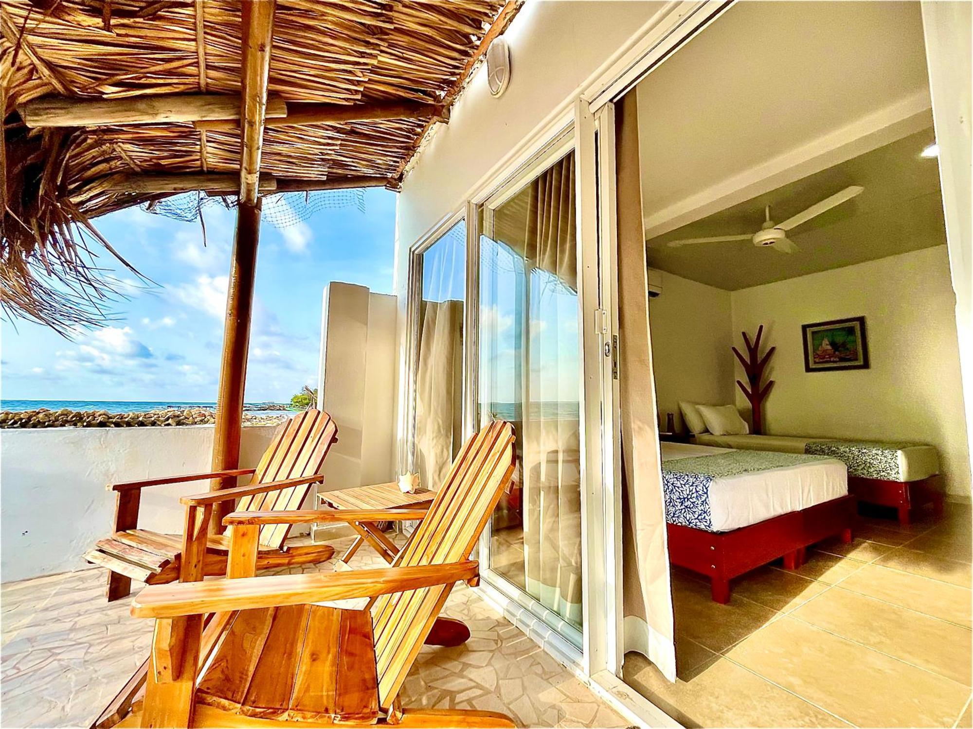 Hotel Carey Beach Isla Barú Екстериор снимка