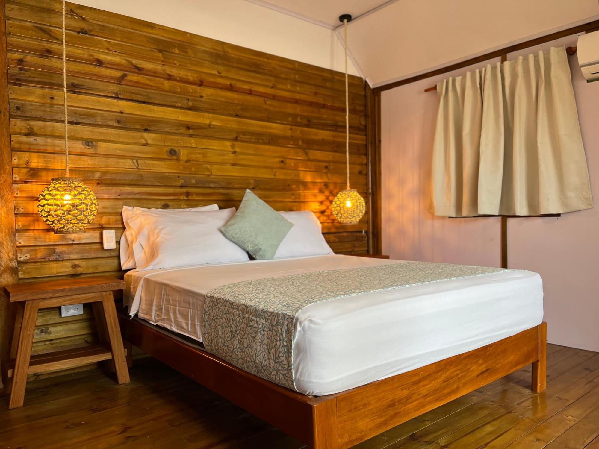 Hotel Carey Beach Isla Barú Екстериор снимка